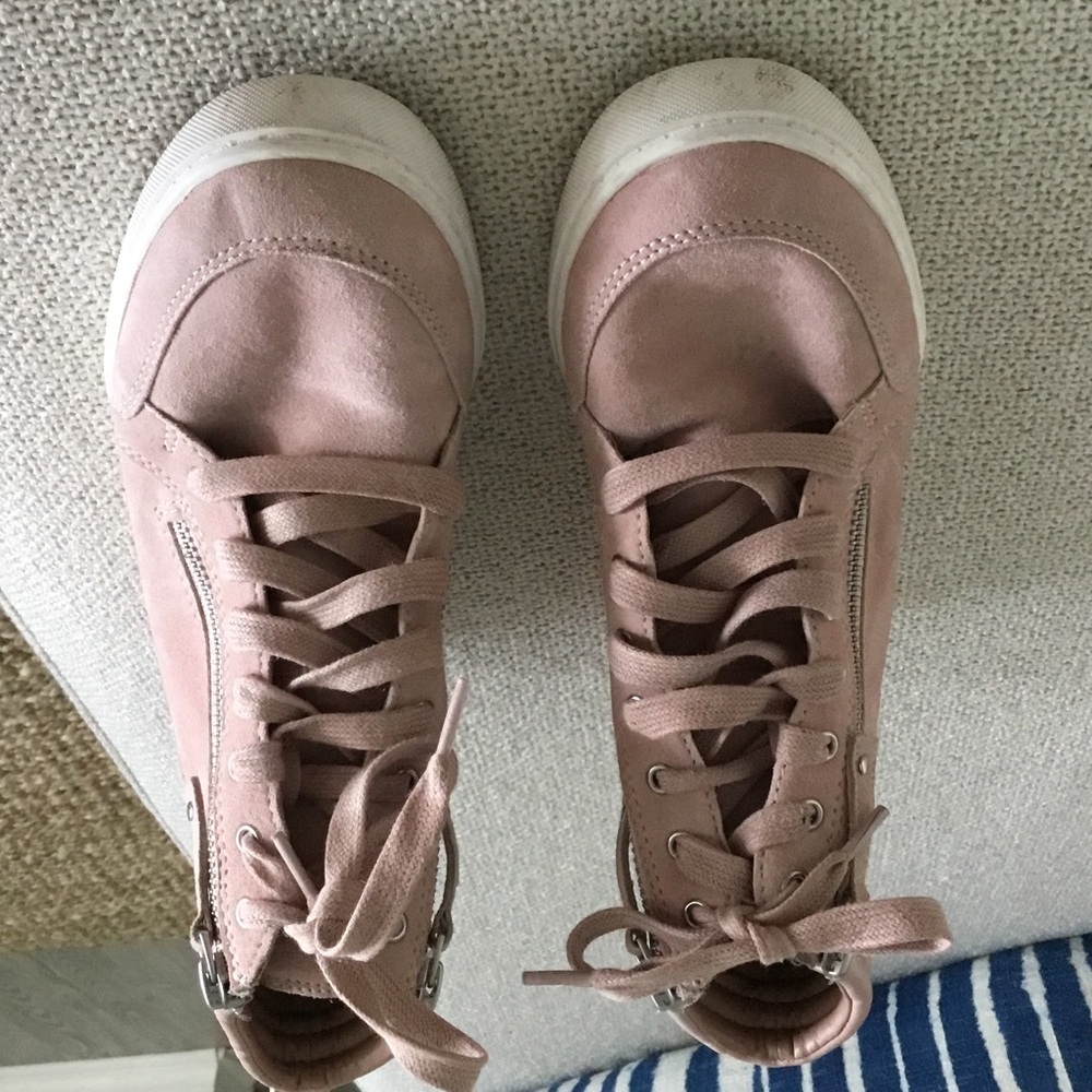 Toms Blush Pink High-Top Lace-Up Sneakers